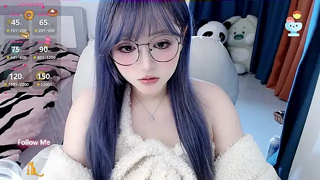 Snapshot of Sweet-18wanwan chatting on December 12, 12:12 pm Sweet-18wanwan online show from December 12, 12:12 pm