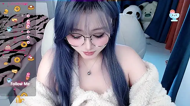 Snapshot of Sweet-18wanwan chatting on December 23, 3:12 pm Sweet-18wanwan online show from December 23, 3:12 pm