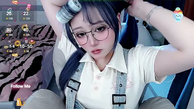 Snapshot of Sweet-18wanwan chatting on December 30, 8:36 pm Sweet-18wanwan online show from December 30, 8:36 pm