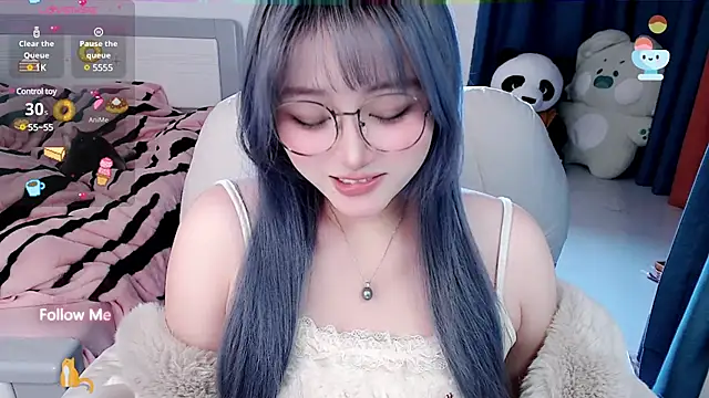 Snapshot of Sweet-18wanwan chatting on January 18, 1:40 pm Sweet-18wanwan online show from January 18, 1:40 pm