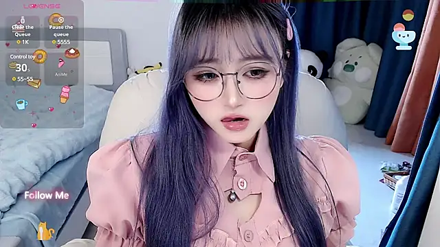 Snapshot of Sweet-18wanwan chatting on February 15, 6:23 pm Sweet-18wanwan online show from February 15, 6:23 pm