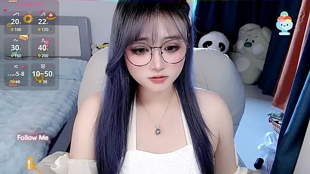 Snapshot of Sweet-18wanwan chatting on February 19, 7:59 pm Sweet-18wanwan online show from February 19, 7:59 pm
