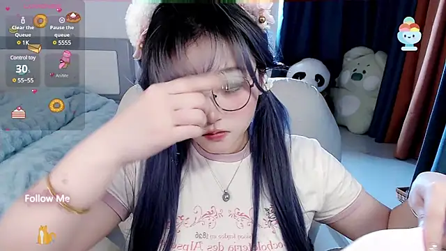 Snapshot of Sweet-18wanwan chatting on March 11, 7:47 pm Sweet-18wanwan online show from March 11, 7:47 pm