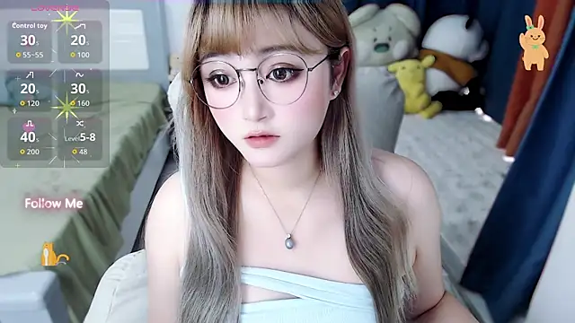 Snapshot of Sweet-18wanwan chatting on October 1, 5:35 am Sweet-18wanwan online show from October 1, 5:35 am