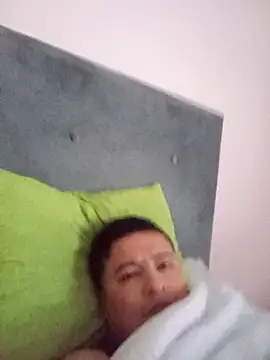 Snapshot of LusoCol chatting on October 28, 4:42 pm LusoCol online show from October 28, 4:42 pm