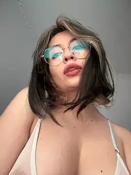 marie2  online show from December 10, 7:11 pm