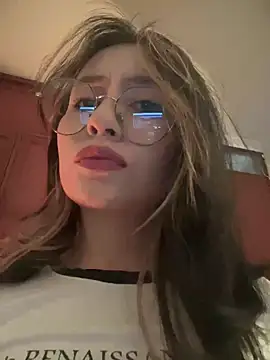 marie2  online show from February 10, 5:41 pm