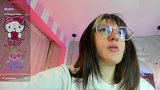 Snapshot of Candy_morgan412 chatting on October 22, 12:16 pm Candy morgan412 online show from October 22, 12:16 pm