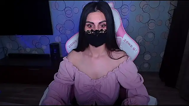   Yasmina   online show from July 4, 4:40 am