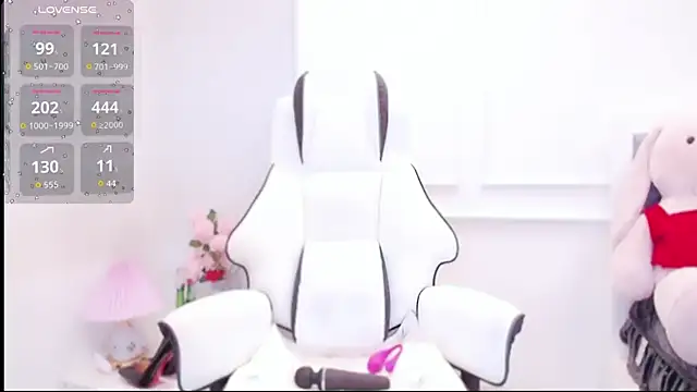 PimChanOK online show from October 11, 1:20 pm