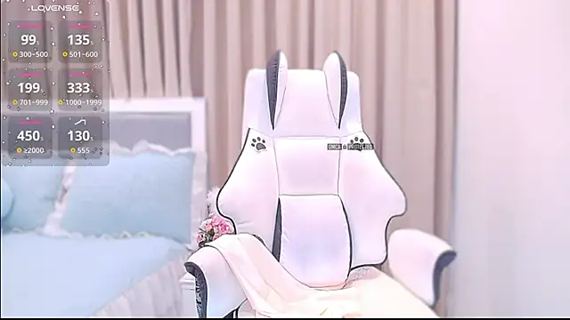 PimChanOK online show from March 28, 10:26 am