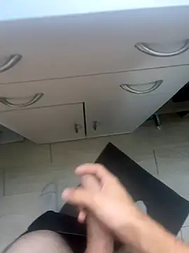 Mecchaud06 online show from October 23, 1:43 pm