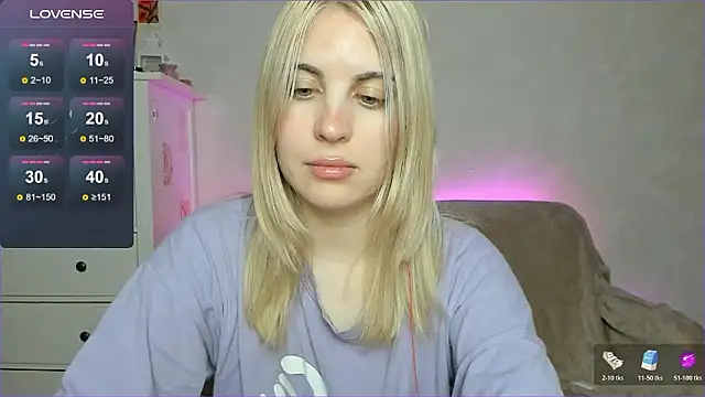 Snapshot of pawpaws chatting on February 3, 6:40 am pawpaws online show from February 3, 6:40 am