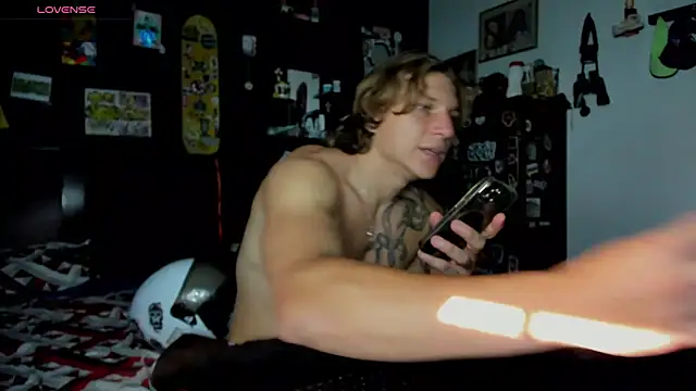 Tom Krakow online show from November 10, 9:47 pm