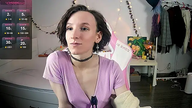 Snapshot of Violet_Veliya chatting on November 9, 5:11 pm Violet Veliya online show from November 9, 5:11 pm