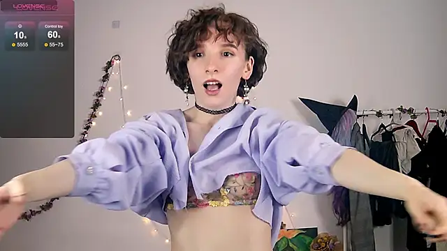 Snapshot of Violet_Veliya chatting on November 28, 5:37 pm Violet Veliya online show from November 28, 5:37 pm