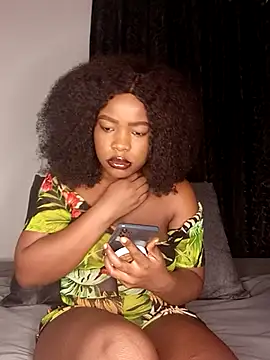 Snapshot of rosey_cheeks chatting on March 16, 12:12 am rosey cheeks online show from March 16, 12:12 am