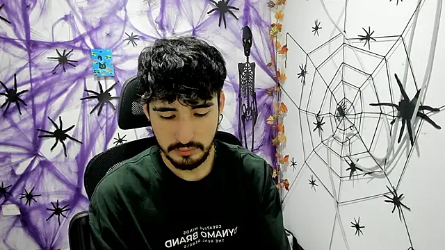 DmitriSanders online show from December 18, 8:26 pm