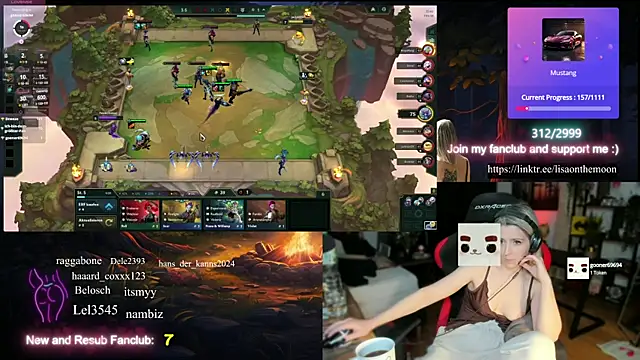 Snapshot of Lisaonthemoon chatting on March 11, 11:48 pm Lisaonthemoon online show from March 11, 11:48 pm