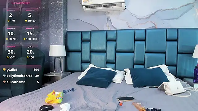 Nahomi Wild online show from January 25, 2:04 am