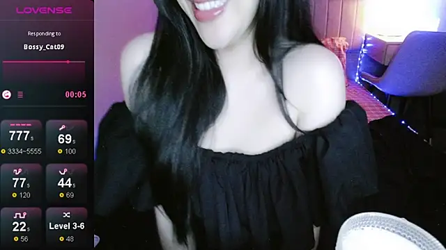 Snapshot of _Viviann_ chatting on October 19, 3:34 pm Viviann online show from October 19, 3:34 pm