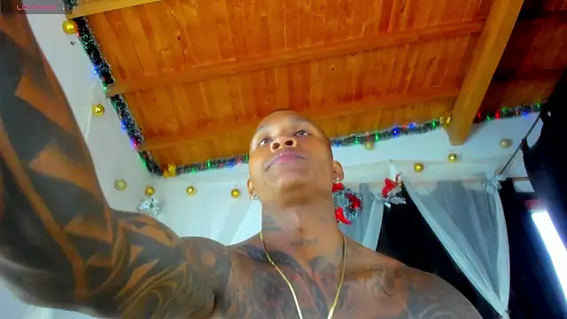 esteveen ortegas  online show from December 21, 10:06 pm