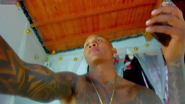 esteveen ortegas  online show from March 11, 9:43 pm