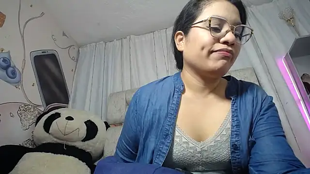 KEYRA-MILLER- online show from December 15, 2:38 am