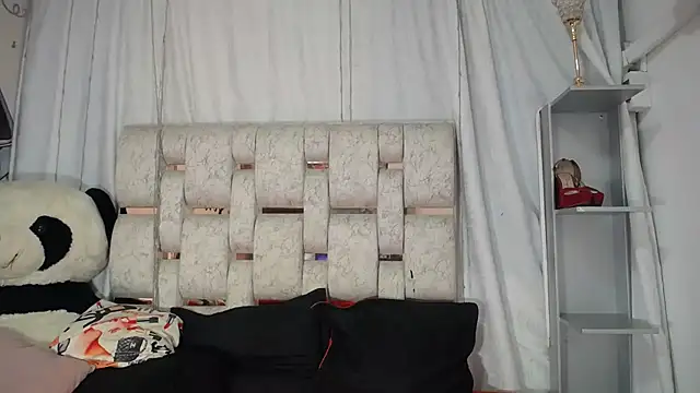 KEYRA-MILLER- online show from March 27, 1:44 am