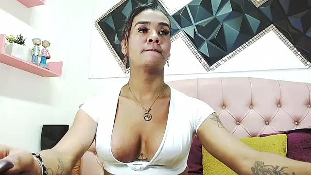 andrea safeira doll online show from April 10, 9:41 pm