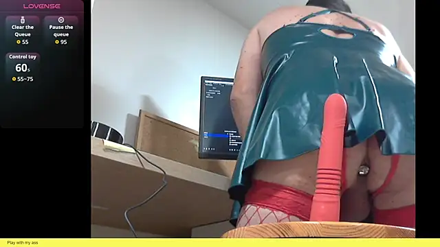 Snapshot of anald66666 chatting on July 7, 9:30 pm anald66666 online show from July 7, 9:30 pm