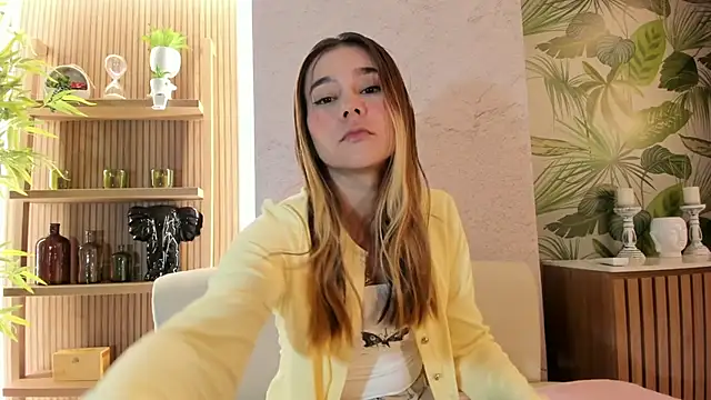 Lezy  online show from November 28, 7:49 pm