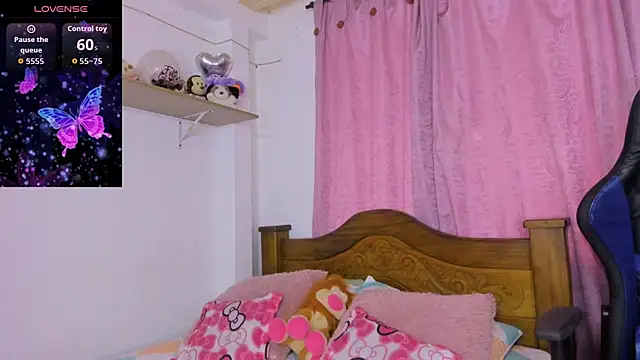 Snapshot of ParisShayk chatting on October 24, 6:04 pm ParisShayk online show from October 24, 6:04 pm