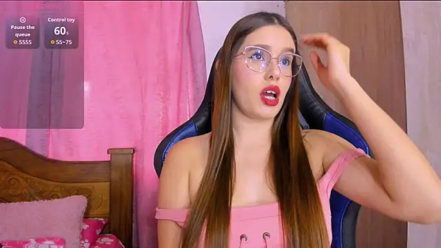 Snapshot of ParisShayk chatting on November 19, 6:08 pm ParisShayk online show from November 19, 6:08 pm