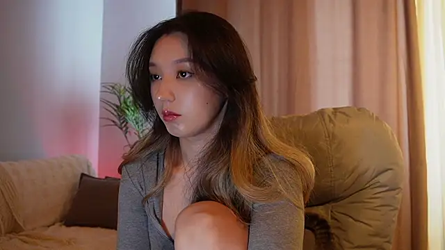 Sarasuo1 online show from April 10, 4:50 am