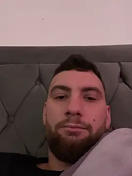 Snapshot of balamuc97 chatting on December 5, 11:41 am balamuc97 online show from December 5, 11:41 am