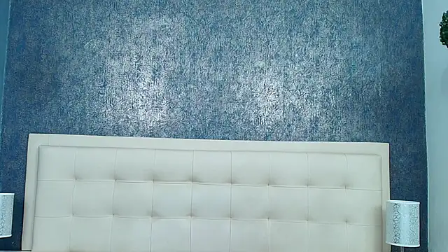 Cloeandtyfanny online show from January 12, 1:00 am