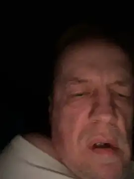 Snapshot of Cordt30 chatting on April 1, 4:02 am Cordt30 online show from April 1, 4:02 am