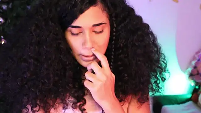 Mysensualbrunette1 online show from December 6, 7:43 am