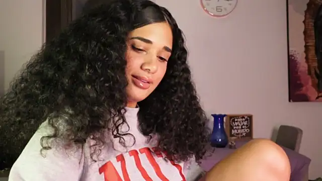 Mysensualbrunette1 online show from March 20, 6:19 am