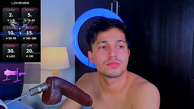 Issac james  online show from May 30, 5:04 am