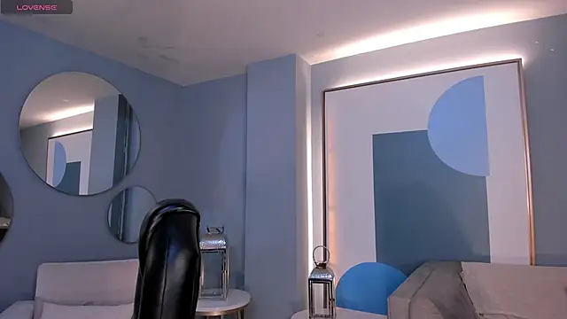 PaulinaSantos  online show from October 14, 7:58 pm