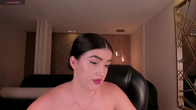 PaulinaSantos  online show from July 15, 8:14 pm