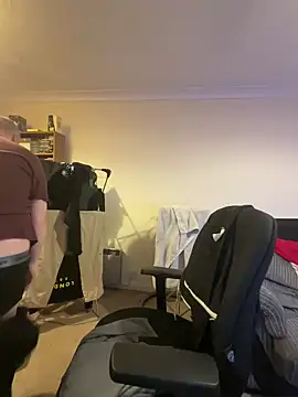 LondonTeffy online show from December 10, 10:26 pm