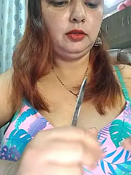 Snapshot of Dianaa9 chatting on April 24, 9:45 am Dianaa9 online show from April 24, 9:45 am