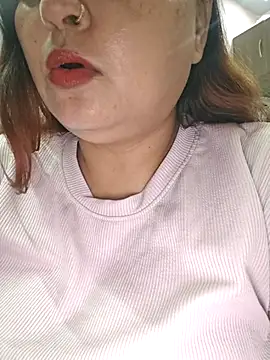 Snapshot of Dianaa9 chatting on May 4, 11:17 am Dianaa9 online show from May 4, 11:17 am