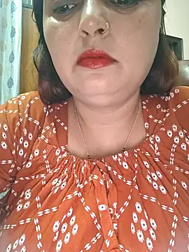 Snapshot of Dianaa9 chatting on May 10, 11:48 am Dianaa9 online show from May 10, 11:48 am