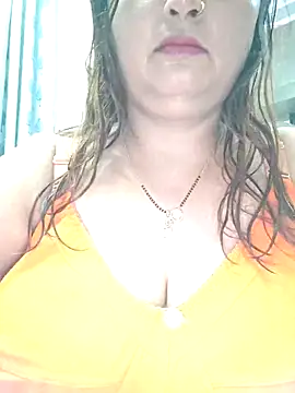 Snapshot of Dianaa9 chatting on May 26, 7:04 am Dianaa9 online show from May 26, 7:04 am