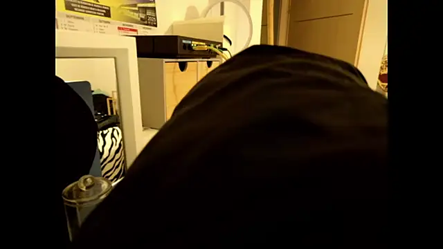 victoirenextdoor online show from February 18, 9:11 pm