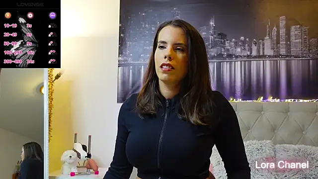 Lora Chanel online show from April 13, 7:30 pm